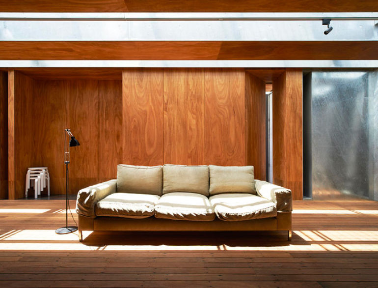 sean-godsell-architects-edward-street-house-2.jpg