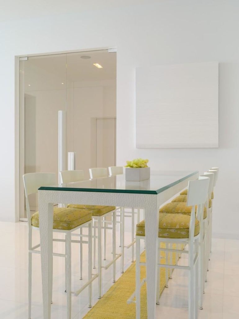C:\Users\ACoronad\Documents\Aiza C\♥\oDesk\for Danial\How to Style an All White Room\Minimalist Accents.jpg
