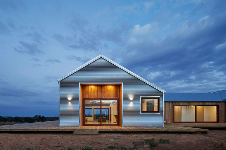 These 8 Modern Farmhouses Will Leave You Pining for Life on the Land