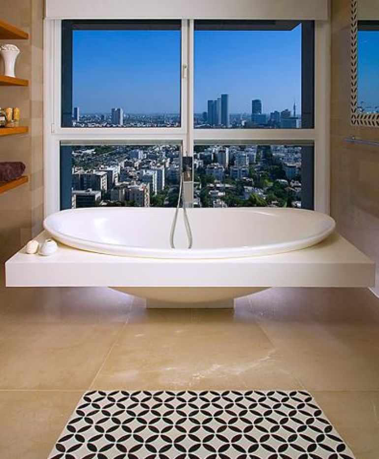 bath3.JPG