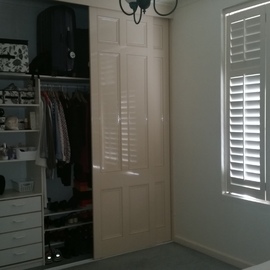 Bedroom 1 robe.jpg
